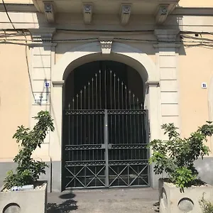 Urban Pop Bed and breakfast